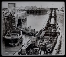 Thought to be 1930s working on the lock gates, Albert Dock with the Minerva centre background