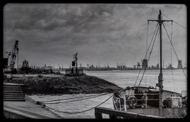 Sammy's Point the mouth of the Hull and Saltend dated August 20th 1982
